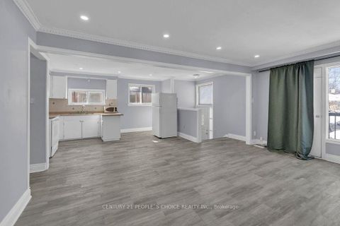 Photo 14 at 61 Primula Crescent, Humber Summit, Toronto