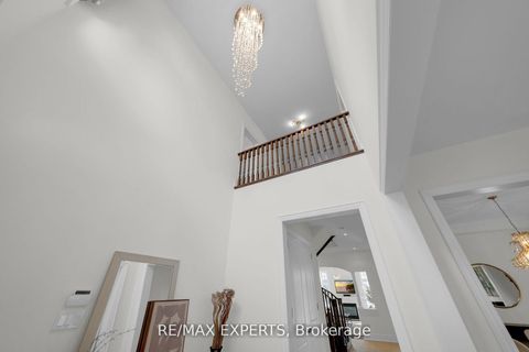 Photo 8 at 134 Orleans Circle, Vellore Village, Vaughan