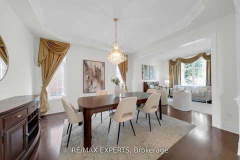 Photo 12 at 134 Orleans Circle, Vellore Village, Vaughan