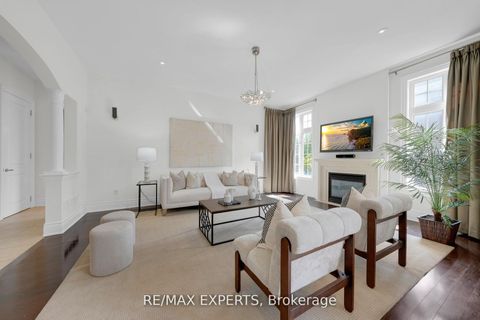 Photo 20 at 134 Orleans Circle, Vellore Village, Vaughan