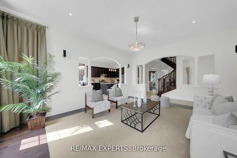 Photo 22 at 134 Orleans Circle, Vellore Village, Vaughan