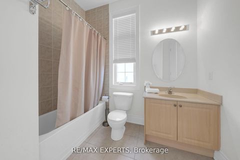 Photo 25 at 134 Orleans Circle, Vellore Village, Vaughan