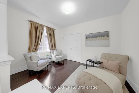 Photo 33 at 134 Orleans Circle, Vellore Village, Vaughan