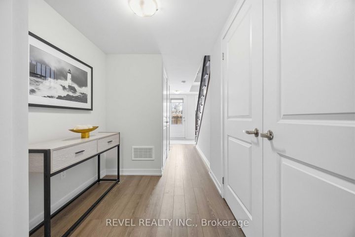 Photo 4 at 14 - 1956 Altona Road, Rouge Park, Pickering