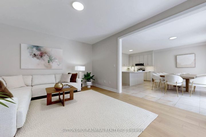 Photo 4 at 85 Coral Acres Drive, Patterson, Vaughan