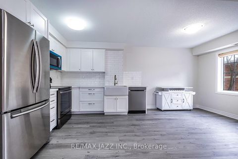 Photo 31 at 101 - 75 Shipway Avenue, Newcastle, Clarington