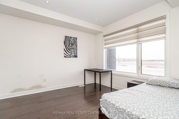 Photo 7 at 341 Veterans Drive, Northwest Brampton, Brampton