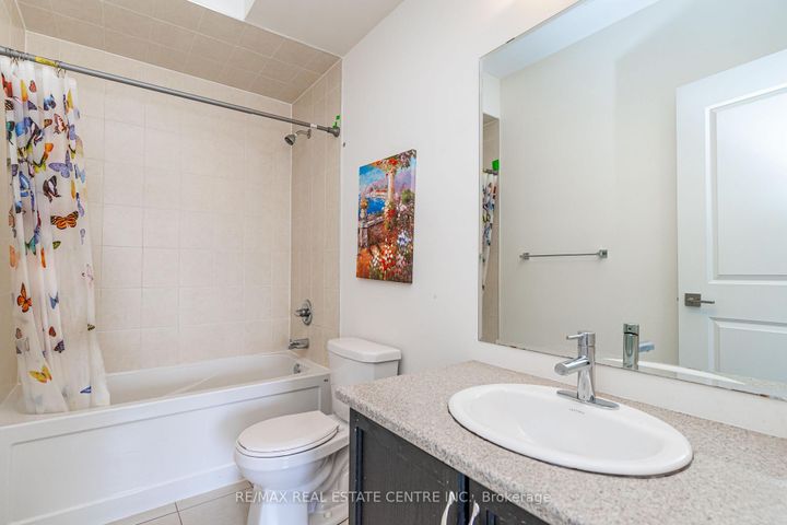 Photo 10 at 341 Veterans Drive, Northwest Brampton, Brampton