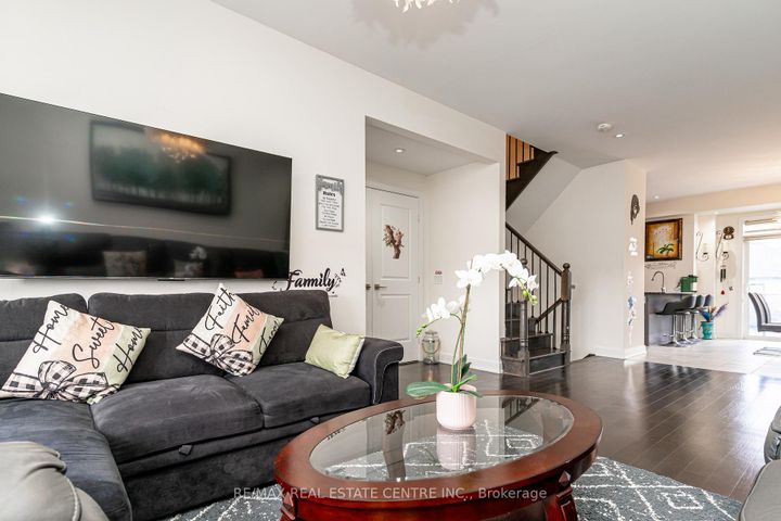 Photo 14 at 341 Veterans Drive, Northwest Brampton, Brampton