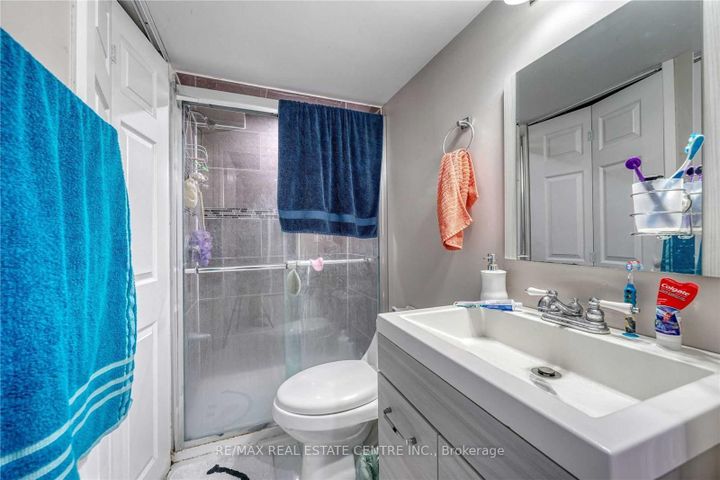 Photo 37 at 341 Veterans Drive, Northwest Brampton, Brampton