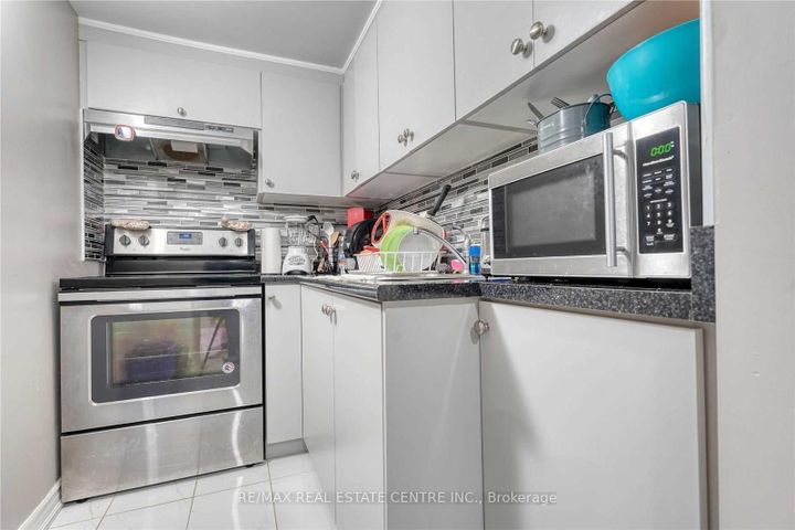 Photo 38 at 341 Veterans Drive, Northwest Brampton, Brampton