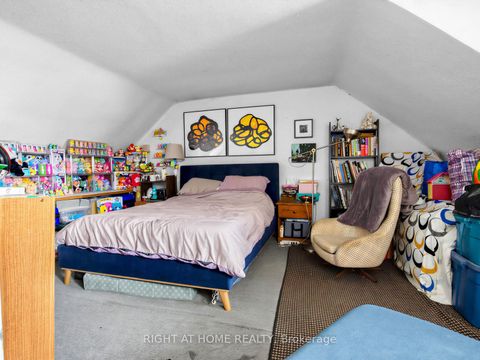 Photo 19 at 96 Massey Street, Niagara, Toronto