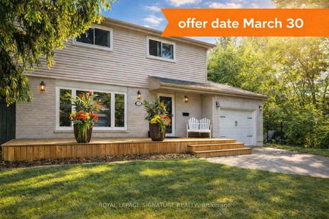 Photo 1 at 105 Catalina Drive, Guildwood, Toronto