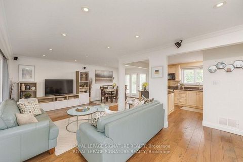 Photo 7 at 105 Catalina Drive, Guildwood, Toronto