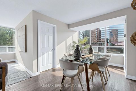 Photo 7 at 216 - 7 Bishop Avenue, Newtonbrook East, Toronto