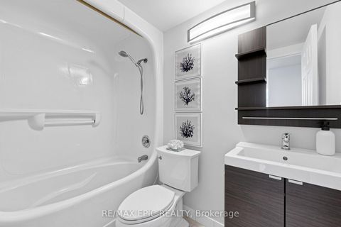 Photo 23 at 216 - 7 Bishop Avenue, Newtonbrook East, Toronto