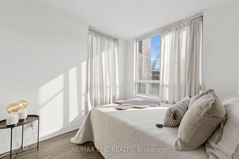 Photo 25 at 216 - 7 Bishop Avenue, Newtonbrook East, Toronto