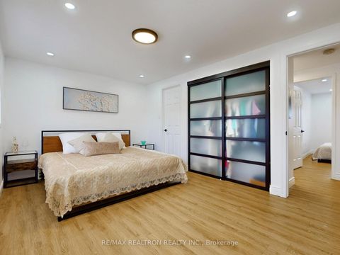 Photo 15 at 9 Booth Lane, Painswick South, Barrie