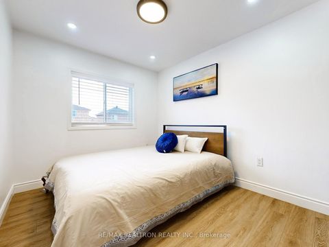 Photo 17 at 9 Booth Lane, Painswick South, Barrie