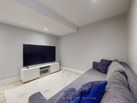 Photo 26 at 9 Booth Lane, Painswick South, Barrie