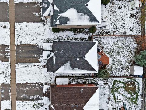 Photo 33 at 9 Booth Lane, Painswick South, Barrie