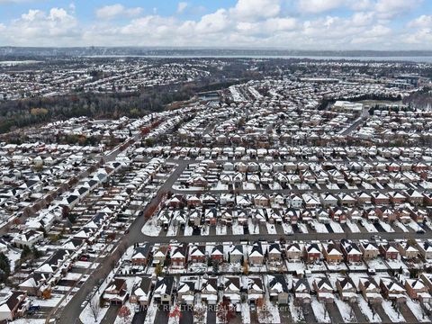 Photo 36 at 9 Booth Lane, Painswick South, Barrie