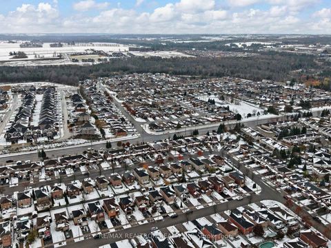 Photo 37 at 9 Booth Lane, Painswick South, Barrie