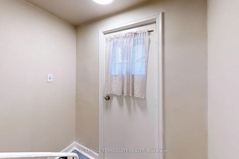 Photo 33 at 29 Love Crescent, Danforth, Toronto