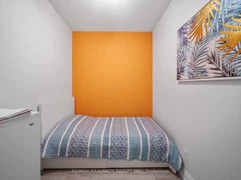 Photo 17 at 1110 - 20 NORTH PARK Road, Beverley Glen, Vaughan