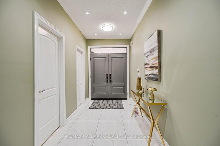 Photo 5 at 46 Lisson Crescent, Credit Valley, Brampton