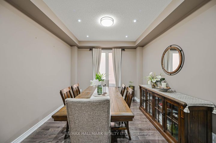 Photo 11 at 46 Lisson Crescent, Credit Valley, Brampton