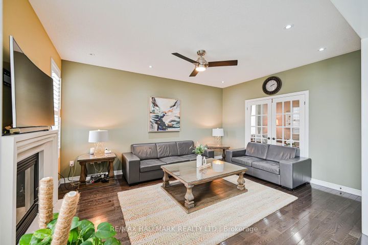 Photo 15 at 46 Lisson Crescent, Credit Valley, Brampton