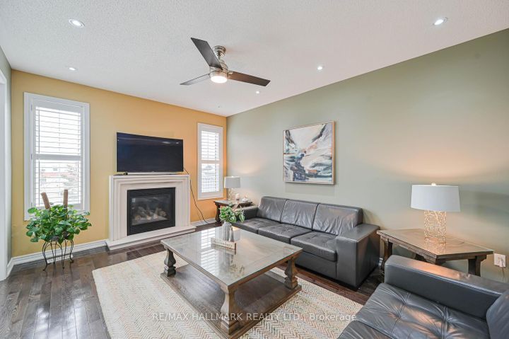 Photo 16 at 46 Lisson Crescent, Credit Valley, Brampton