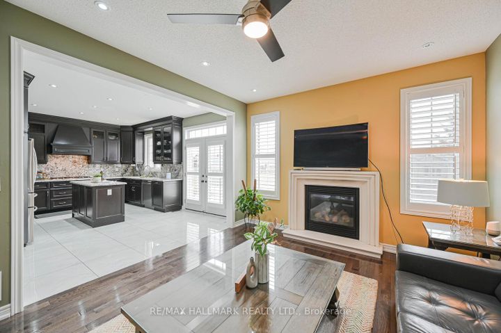 Photo 17 at 46 Lisson Crescent, Credit Valley, Brampton