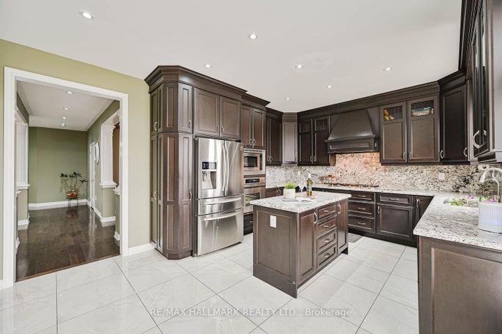 Photo 20 at 46 Lisson Crescent, Credit Valley, Brampton