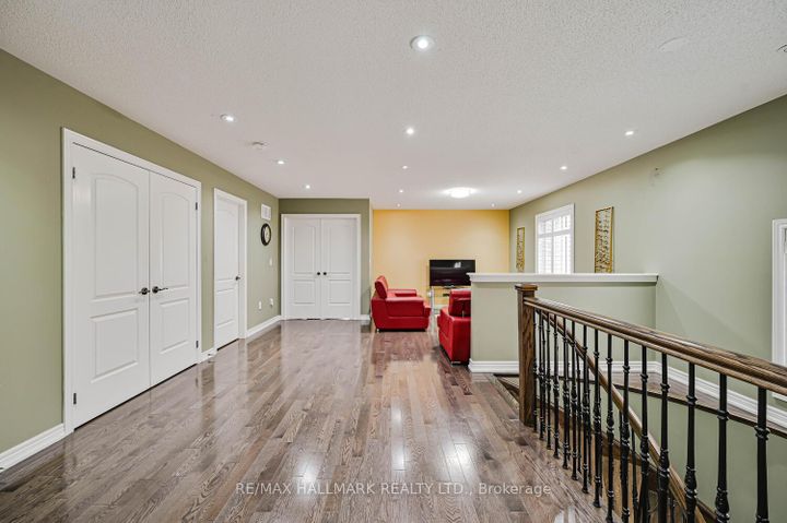 Photo 24 at 46 Lisson Crescent, Credit Valley, Brampton
