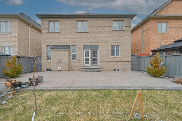 Photo 48 at 46 Lisson Crescent, Credit Valley, Brampton