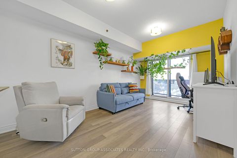 Photo 5 at 802 - 760 Sheppard Avenue W, Bathurst Manor, Toronto