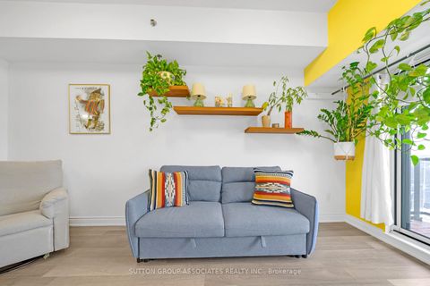 Photo 9 at 802 - 760 Sheppard Avenue W, Bathurst Manor, Toronto