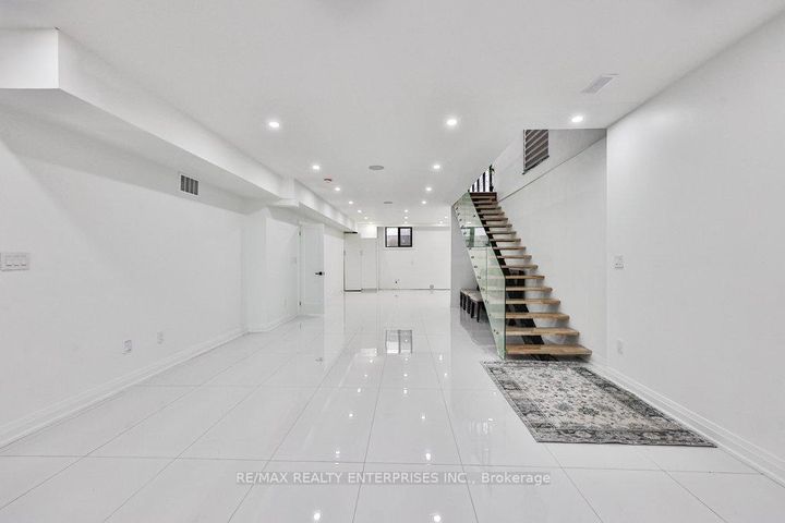 Photo 34 at 4511 Guelph Line, Rural Burlington, Burlington