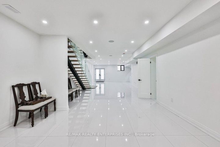 Photo 35 at 4511 Guelph Line, Rural Burlington, Burlington