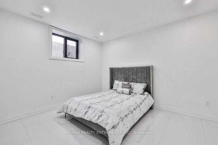 Photo 40 at 4511 Guelph Line, Rural Burlington, Burlington