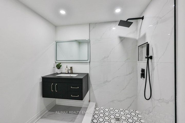 Photo 41 at 4511 Guelph Line, Rural Burlington, Burlington