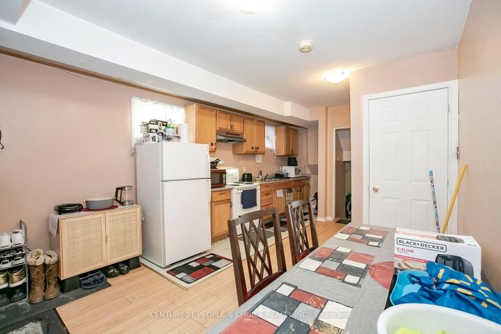 Photo 32 at 106 Winterfold Drive, Madoc, Brampton