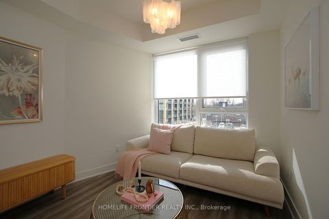 Photo 4 at 220 - 185 Deerfield Road, Central Newmarket, Newmarket