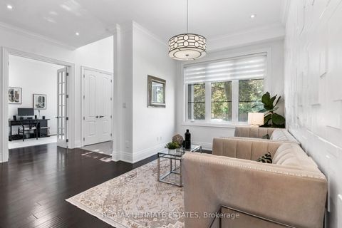 Photo 4 at 38 Devondale Avenue, Newtonbrook West, Toronto