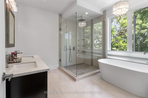 Photo 27 at 38 Devondale Avenue, Newtonbrook West, Toronto