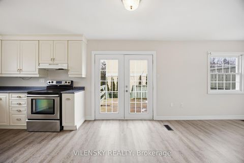 Photo 8 at 941 Vicrol Drive, Alcona, Innisfil