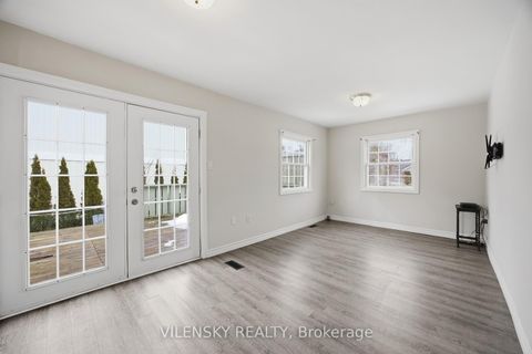 Photo 13 at 941 Vicrol Drive, Alcona, Innisfil