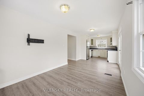 Photo 15 at 941 Vicrol Drive, Alcona, Innisfil